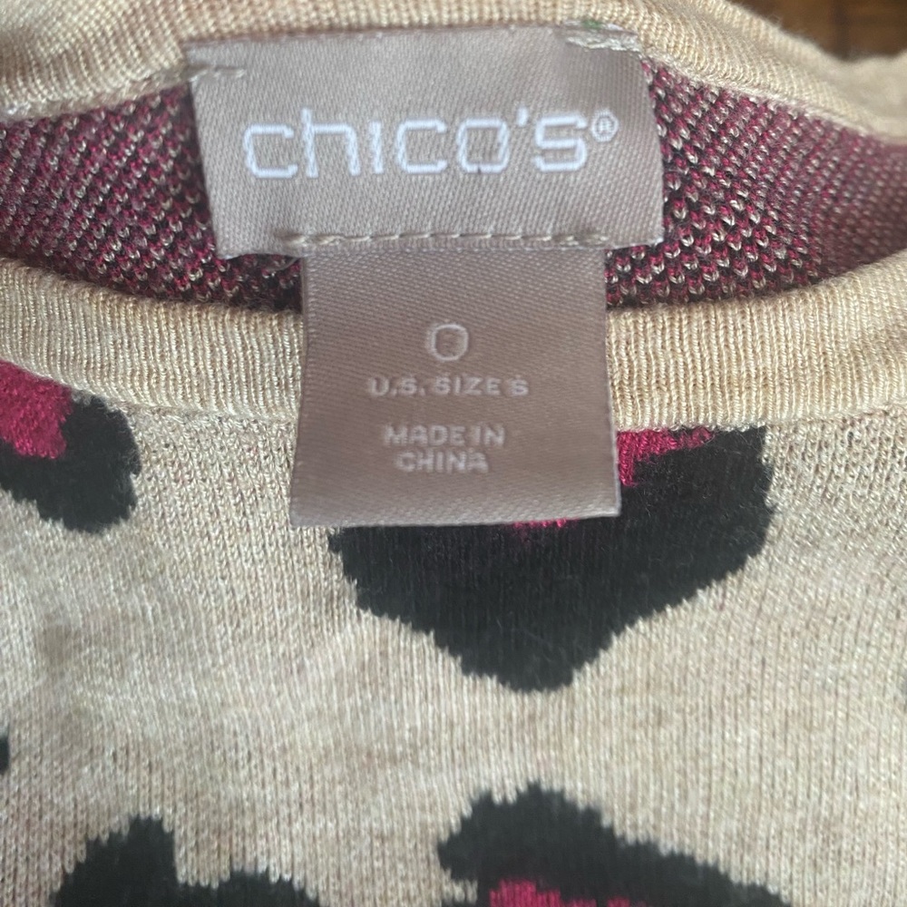 Chico’s pink leopard print sweater - Picture 2 of 6